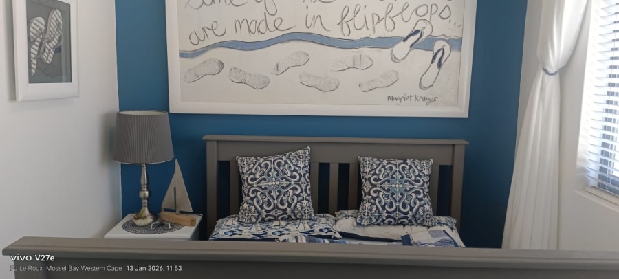 To Let 4 Bedroom Property for Rent in Hartenbos Central Western Cape